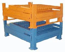Wire baskets and metal containers, 4 of 5