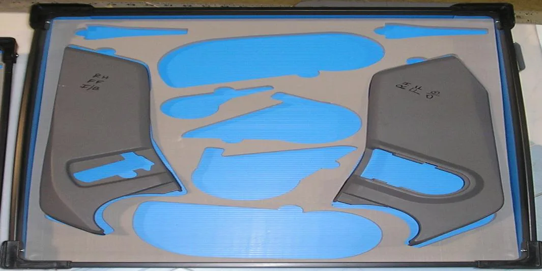 Kitting trays, 3 of 3